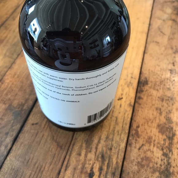 Murchison-Hume Superlative Hand Soap 500ml - Picture 4 of 4